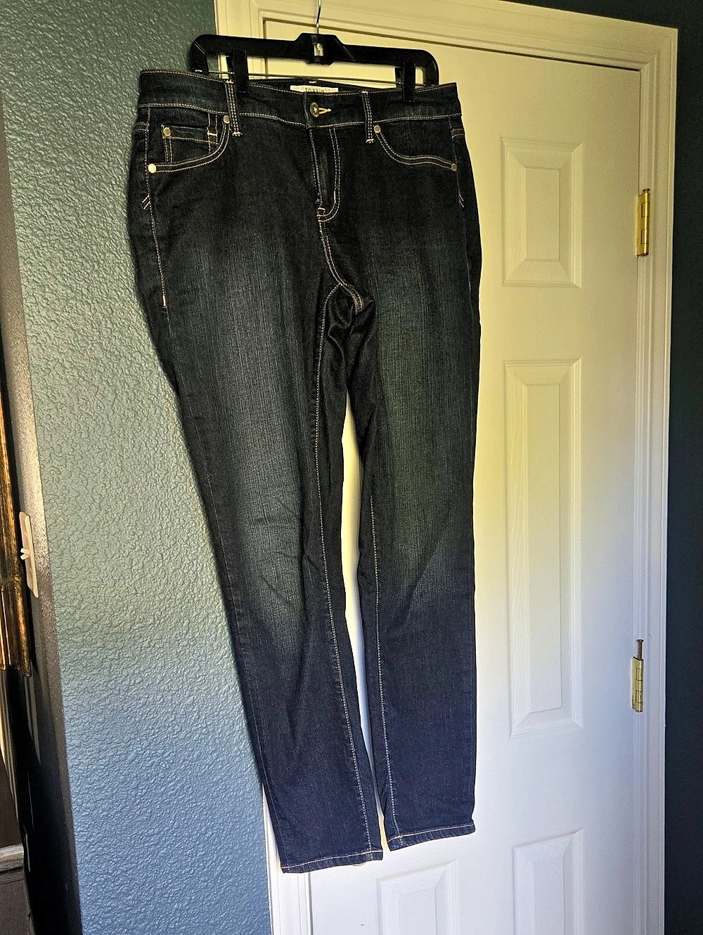 Torrid First at the Fit Straight Leg Jeans Like New